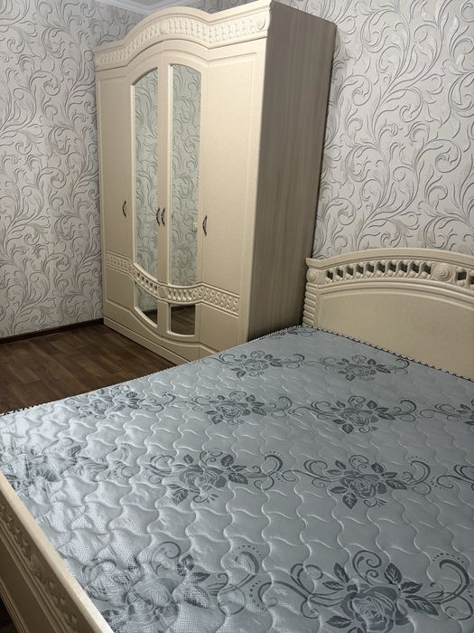 Спальный гарнитур в отличном состоянии