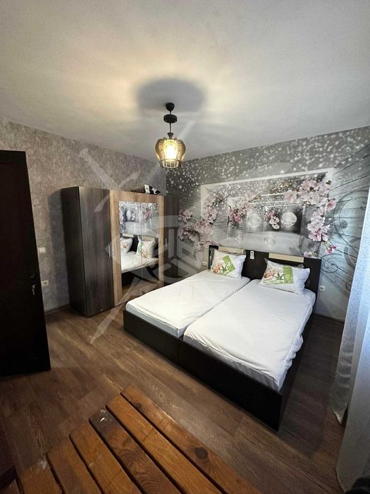 Дава се под наем Тристаен апартамент в Варна, Погреби - 70 кв.м за 700 € - Снимка #2