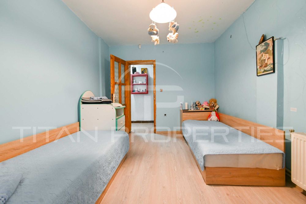 Продава се Къща в с. Храбърско, Област София-област - 200 кв.м за 600 €/кв.м - Снимка #8