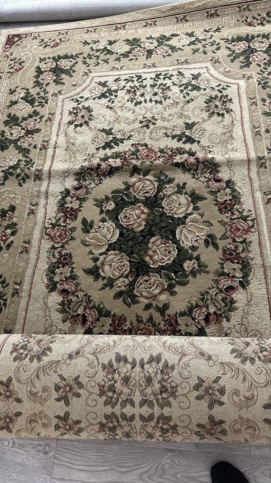 Продам ковры 2 шт