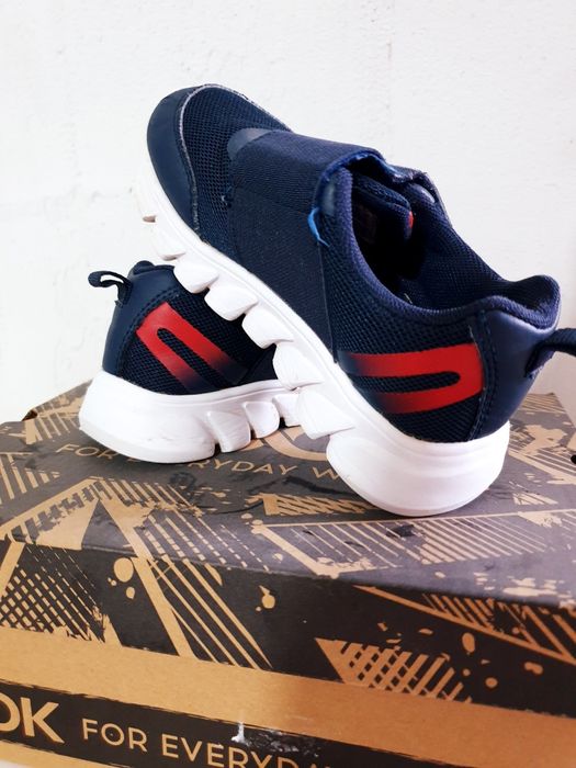 27-28 р кроссовки для мальчика