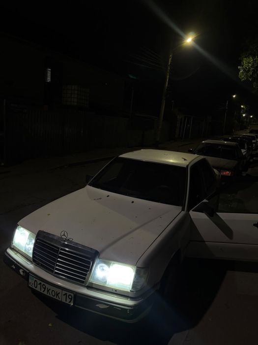 Mercedes benz 124 года торг есть
