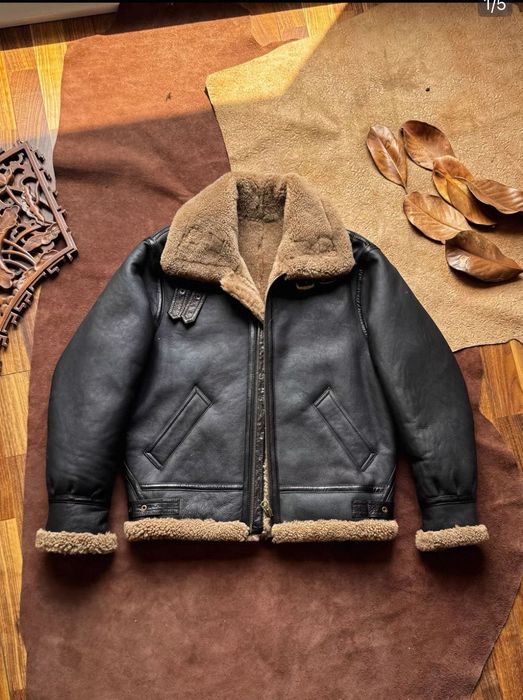 Новая дубленка из овчины.