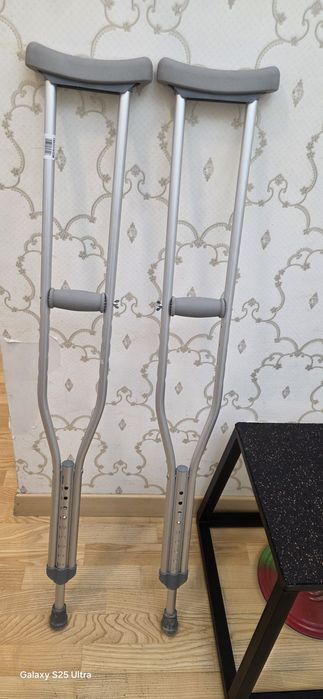 Отдам костыли бесплатно