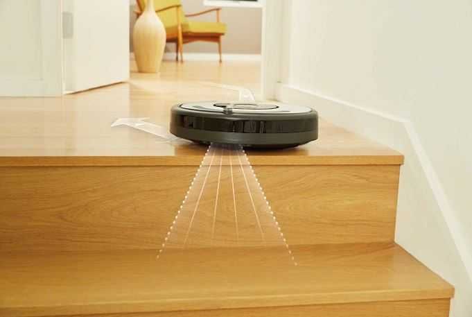 Прахосмукчка робот iRobot Roomba 671, WiFiLAN, App, Черен
