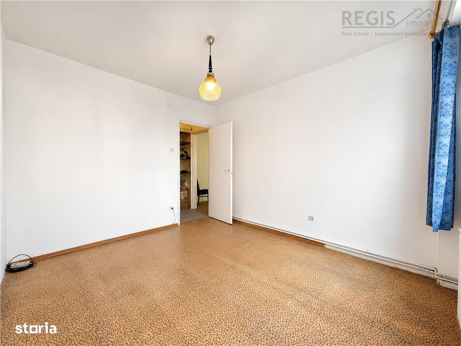Apartament cu 3 camere de vanzare in zona Grivitei