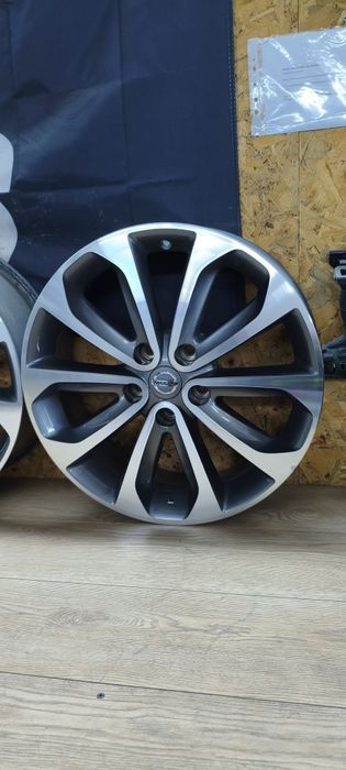 Джанти Nissan 18 цола , 5х114.3 , 6.5j ,et40 ,  Renault Dacia