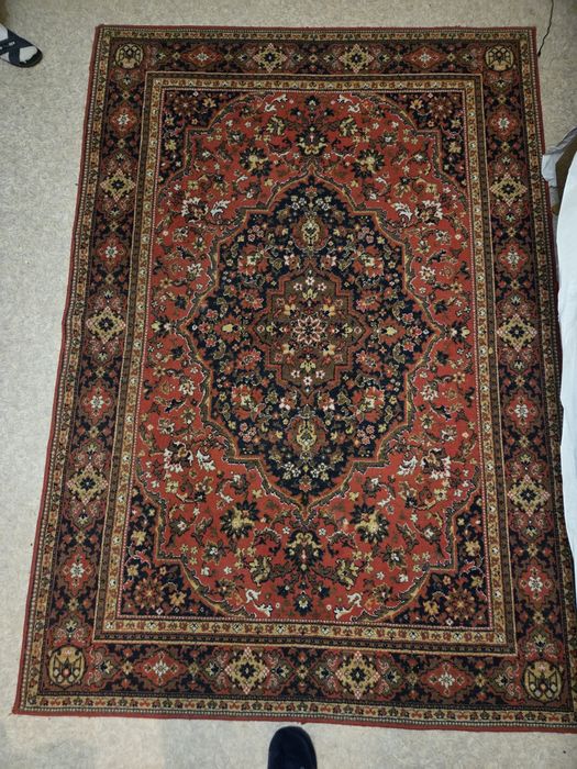 Продам ковры в отличном состоянии