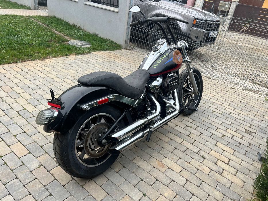 Harley Davidson FXLR Dyna Low rider AVARIAT