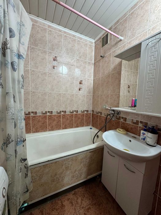 Продам квартиру район Центра!