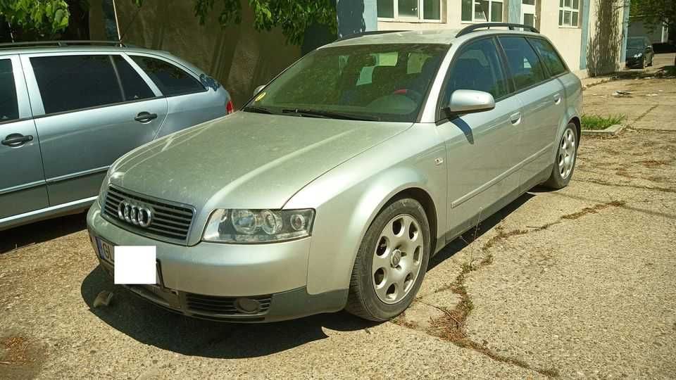 Dezmembrez AUDI A4  2002 2.5 TDI 114 KW Cod Motor  AYM