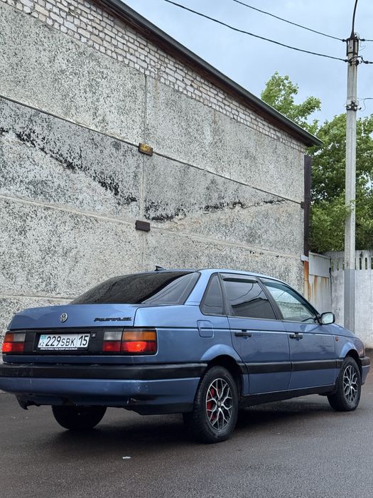 Пассат б3 седан 1.8 бензин механика