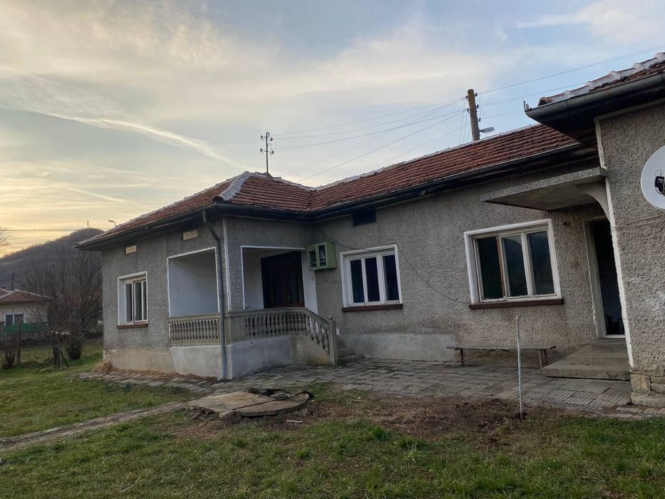 Продава се Къща в Севлиево - 85 кв.м за 282 €/кв.м - Снимка #2