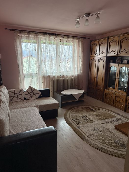 Apartament 3 camere cu pod si beci