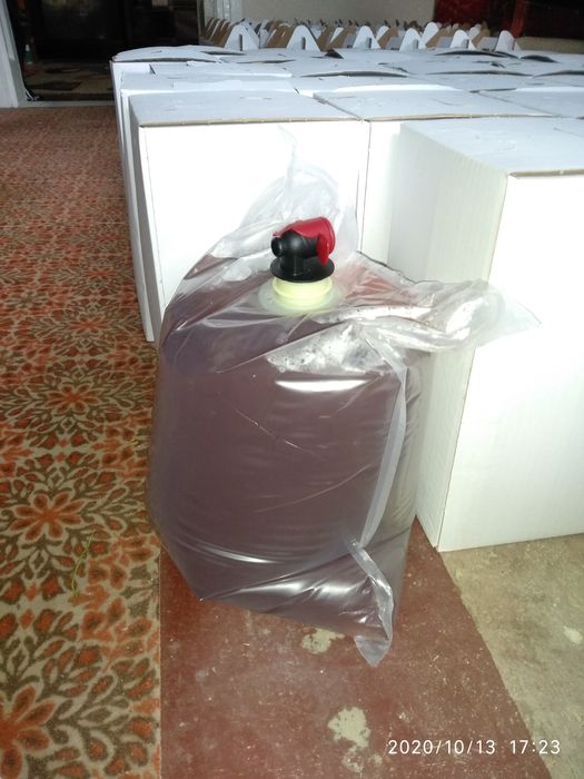 Suc din  mere fara conservant sau e-uri