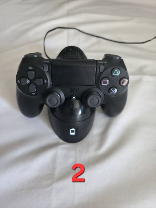 Stand/Dock incarcare controller dual ps4