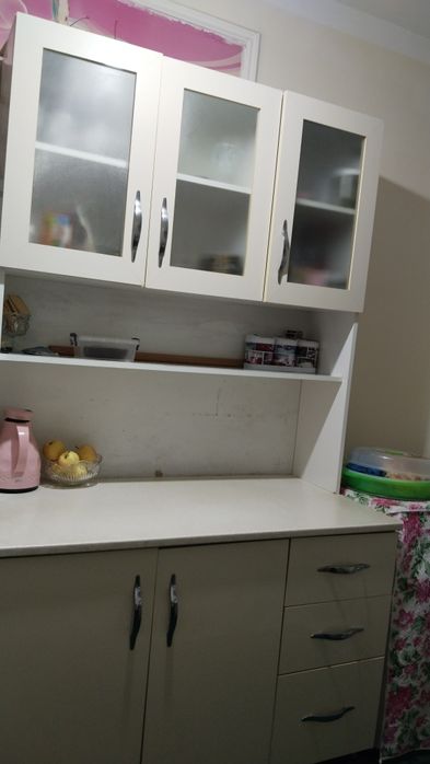 Кухонный шкаф срочно продается в очень хорошем состоянии