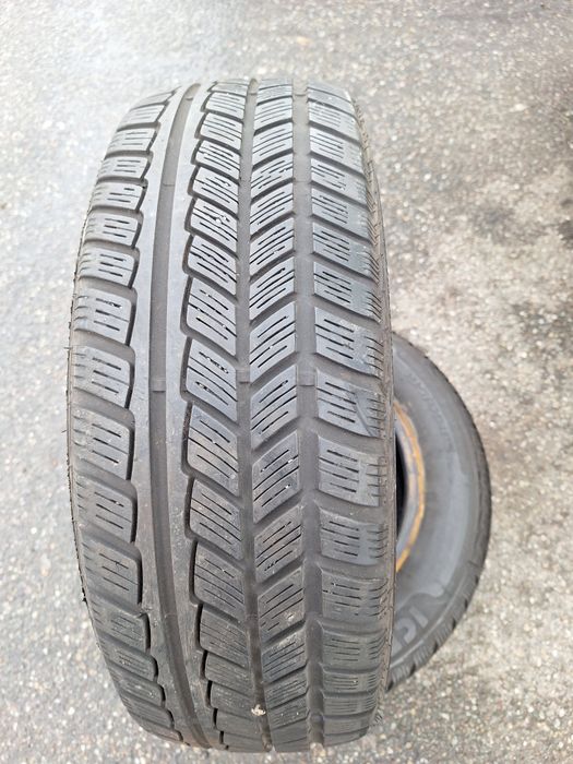 Anvelope de iarna  Cauciucuri  M+S 175 65 14 / 195 65 15 profil ca nou