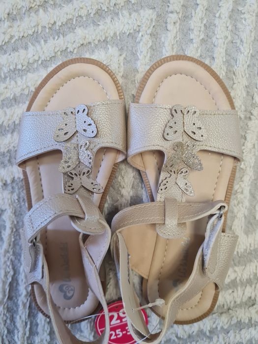 Босоножки. Сандалии детские