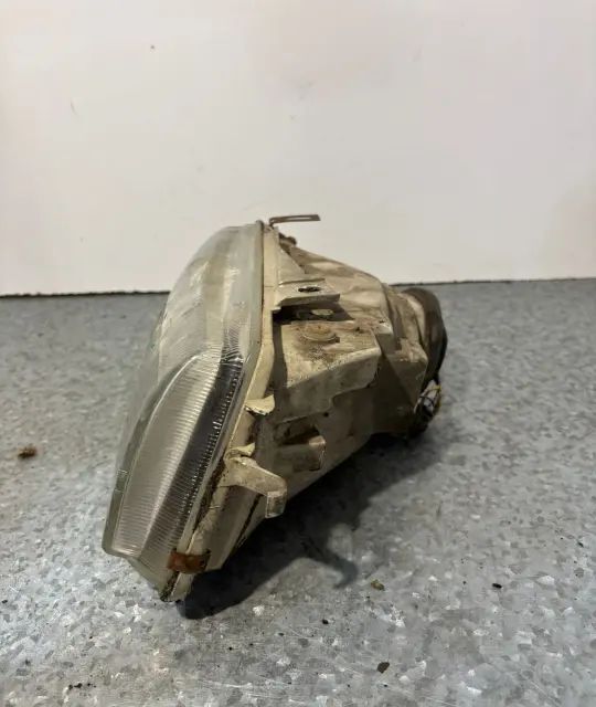 Far dreapta Opel Astra 1993 1.6 MT (71 hp)