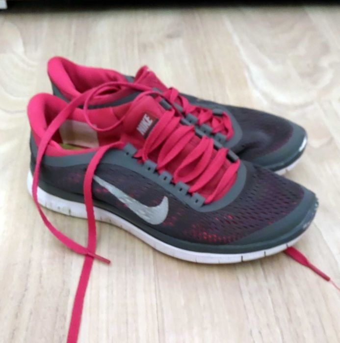 Дамски обувки в добро състояние