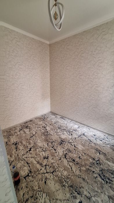 Продается квартира яшнабот ул м.ашрафи рисивий завод3ком 5