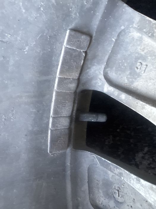 225/55R17 диск покрышкой DUNLOP