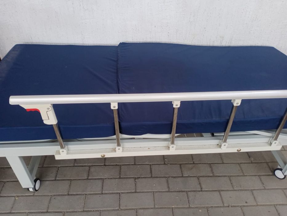 Медицинский кровать