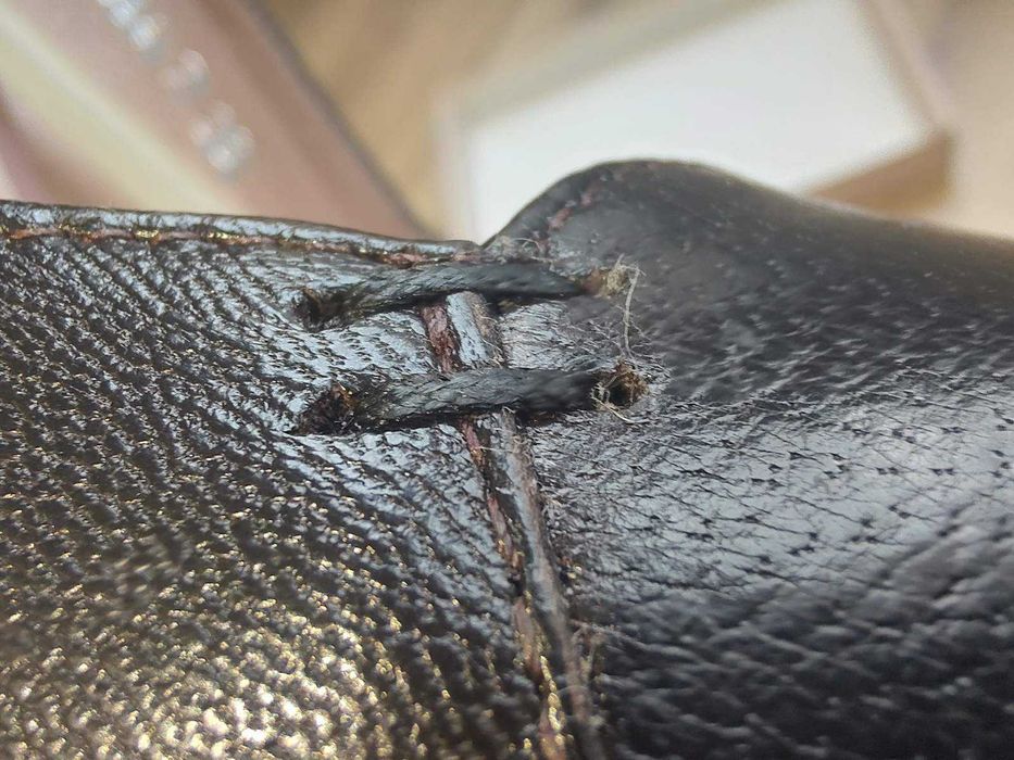 Roberto Venuti - Milano - номер 36 (естествена кожа)