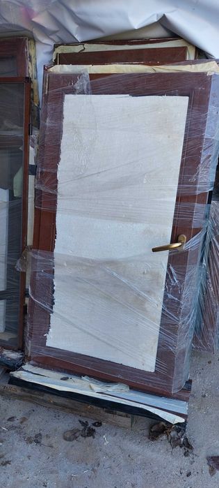 Пластмасова дограма, прозорци и врата