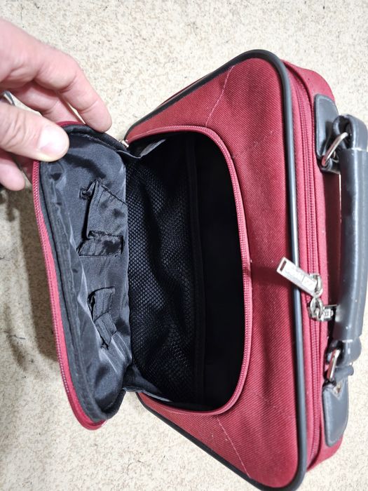 Geanta laptop mic sau tableta, neutilizata