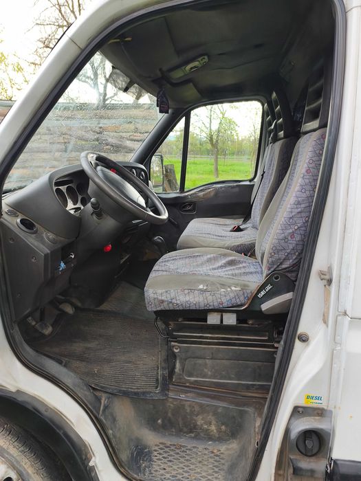 Vând Iveco dailei