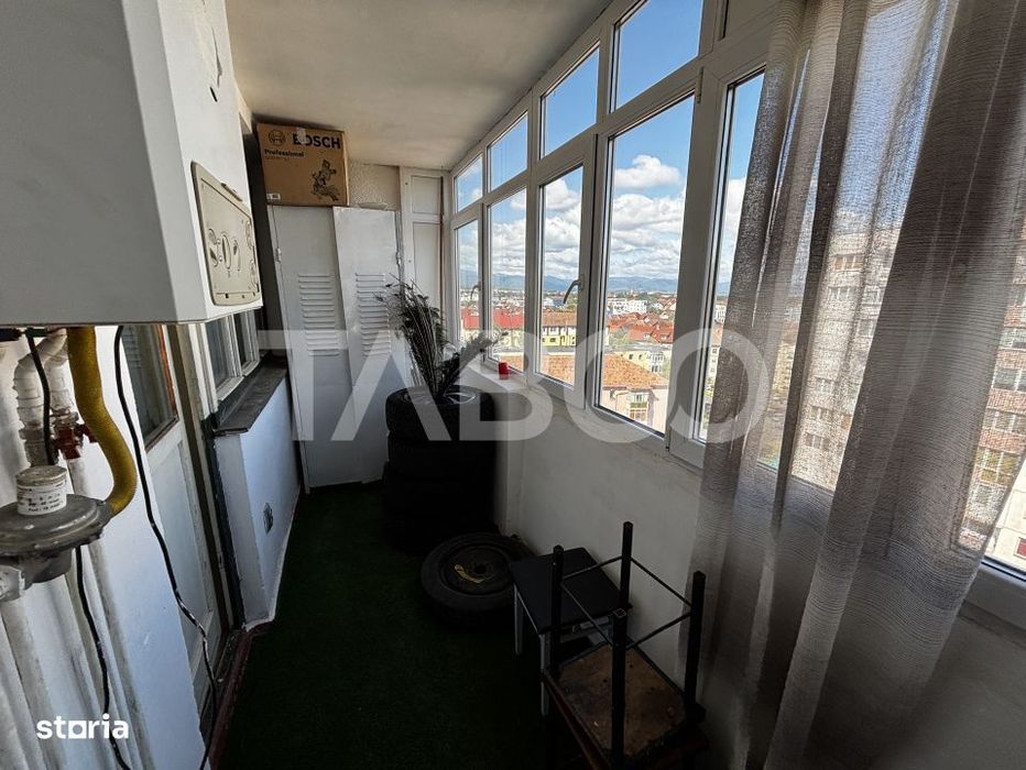 Apartament de vanzare  2 camere 47mp+7mp balcon zona Mihai Viteazul