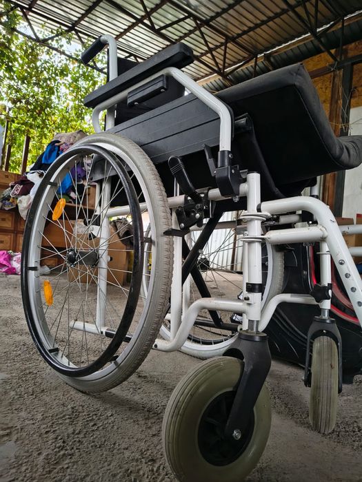 Продам коляску инвалидная