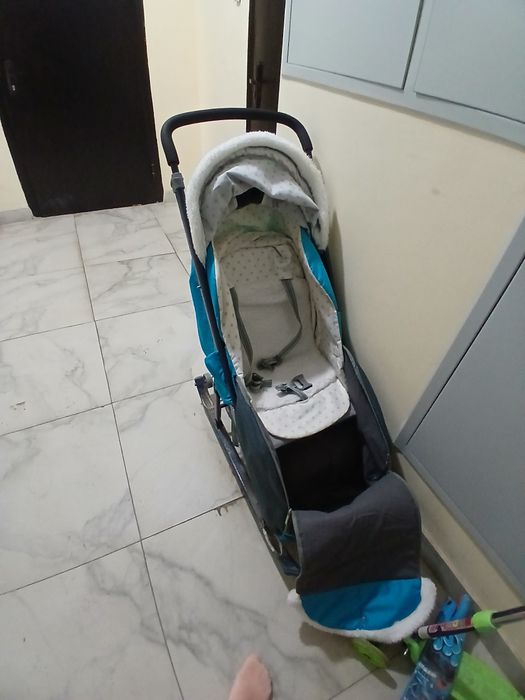 Продам сани -коляску