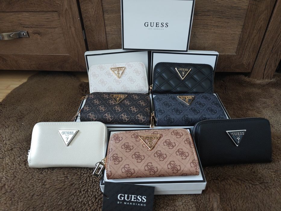 Vand Portofele Louis Vuitton/ GUESS / Dior / Burberry / Coach lungi de femei la SUPER PRET