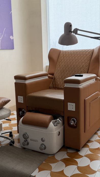 Кресло педикюрное 400 000 тг