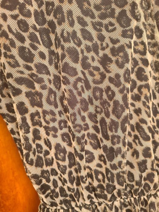 Rochie elegantă imprimeu leopard