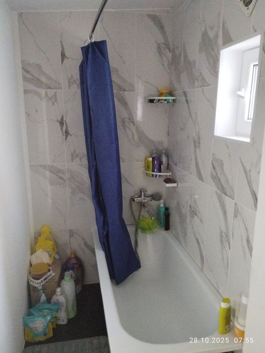 Часть дома. В 20 микрорайоне.