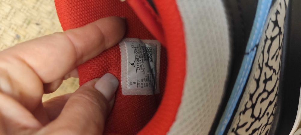 Маратонки Nike Jordan 41 номер