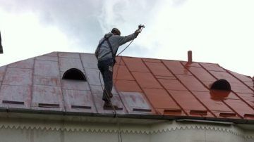 Vopsit tabla acoperis reparatii țiglă metalică Bilka foișor terasa