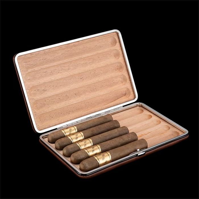 Хумидор COHIBA за 5 пури – кожен калъф, преносим