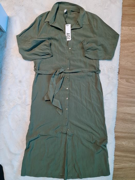 Рокля с коланче, размер  S на JDY