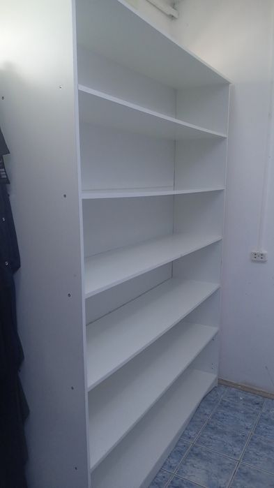 Огромная полка белая