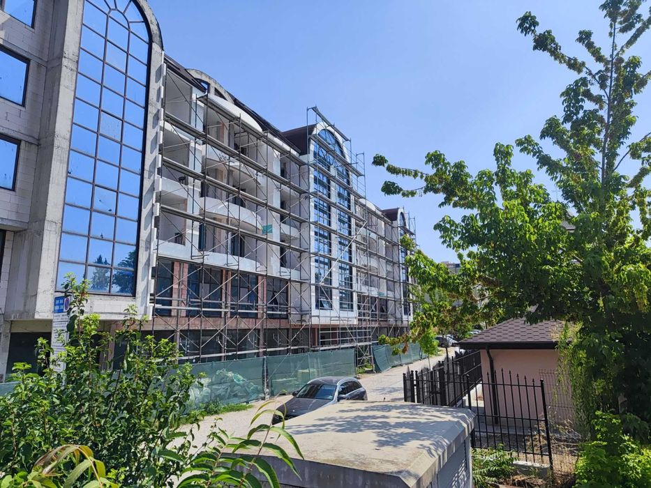 ЕРА МАКС продава двустаен апартамент ново строителство в ТОП център