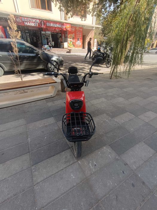 Продаю скутер состояние отличное