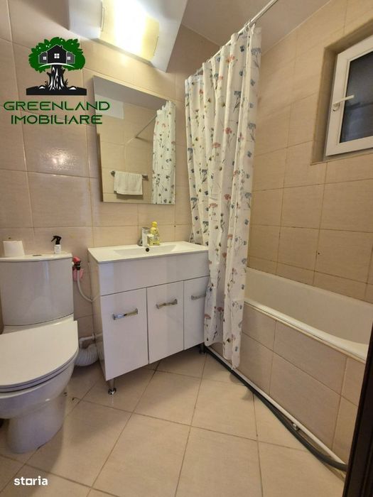 Apartament 3 camere, DECOMANDAT, mobilat, etaj 4/10, Palas