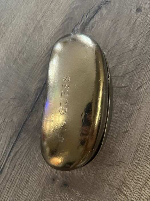Очила GUESS с калъф