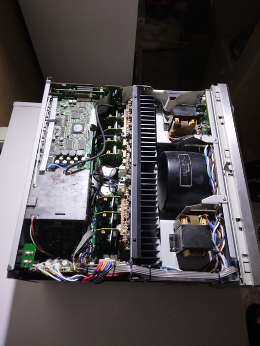 Vand statie ONKYO  TX-NR905 Defecta