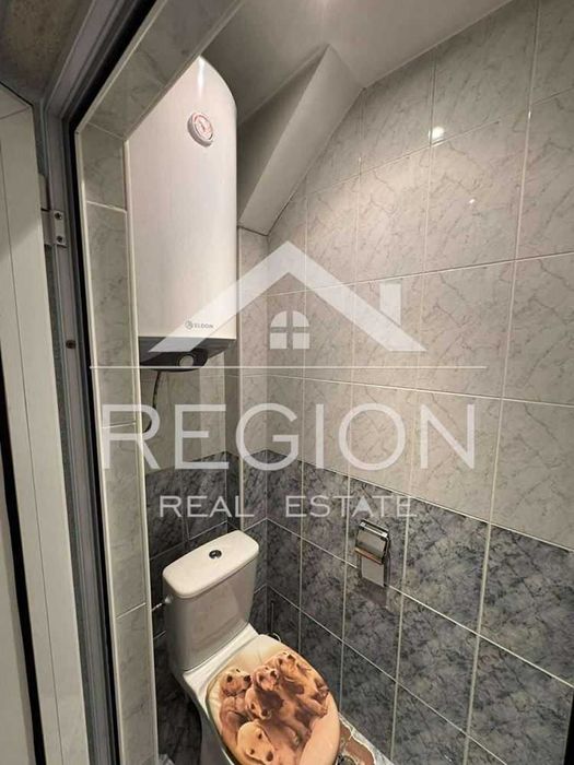 Дава се под наем Тристаен апартамент в Варна, Център - 130 кв.м за 800 € - Снимка #15